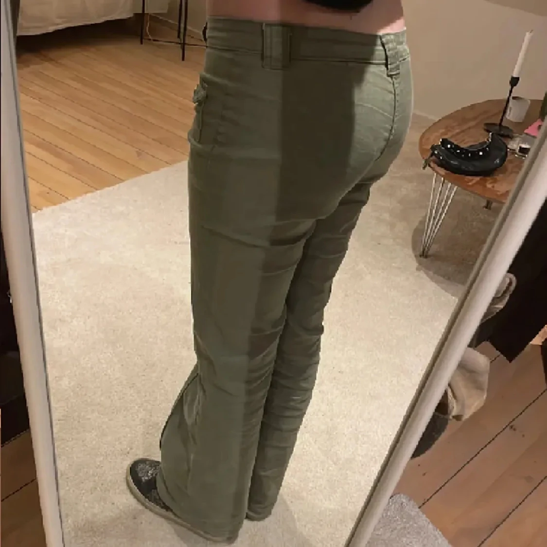 Gröna HM jeans - 90