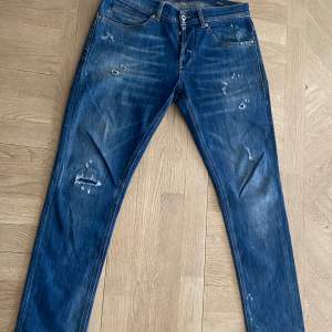 Dondup jeans | Modell: George | Storlek: 33 | Skick: 9,5/10 bara testade | Pris: 1099