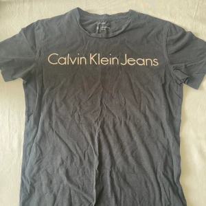 Calvin Klein Jeans  - Condition 8/10