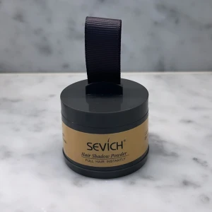 Hair powder för blont hår - Används på utväxten. Har endast testat denna en gång 🤍