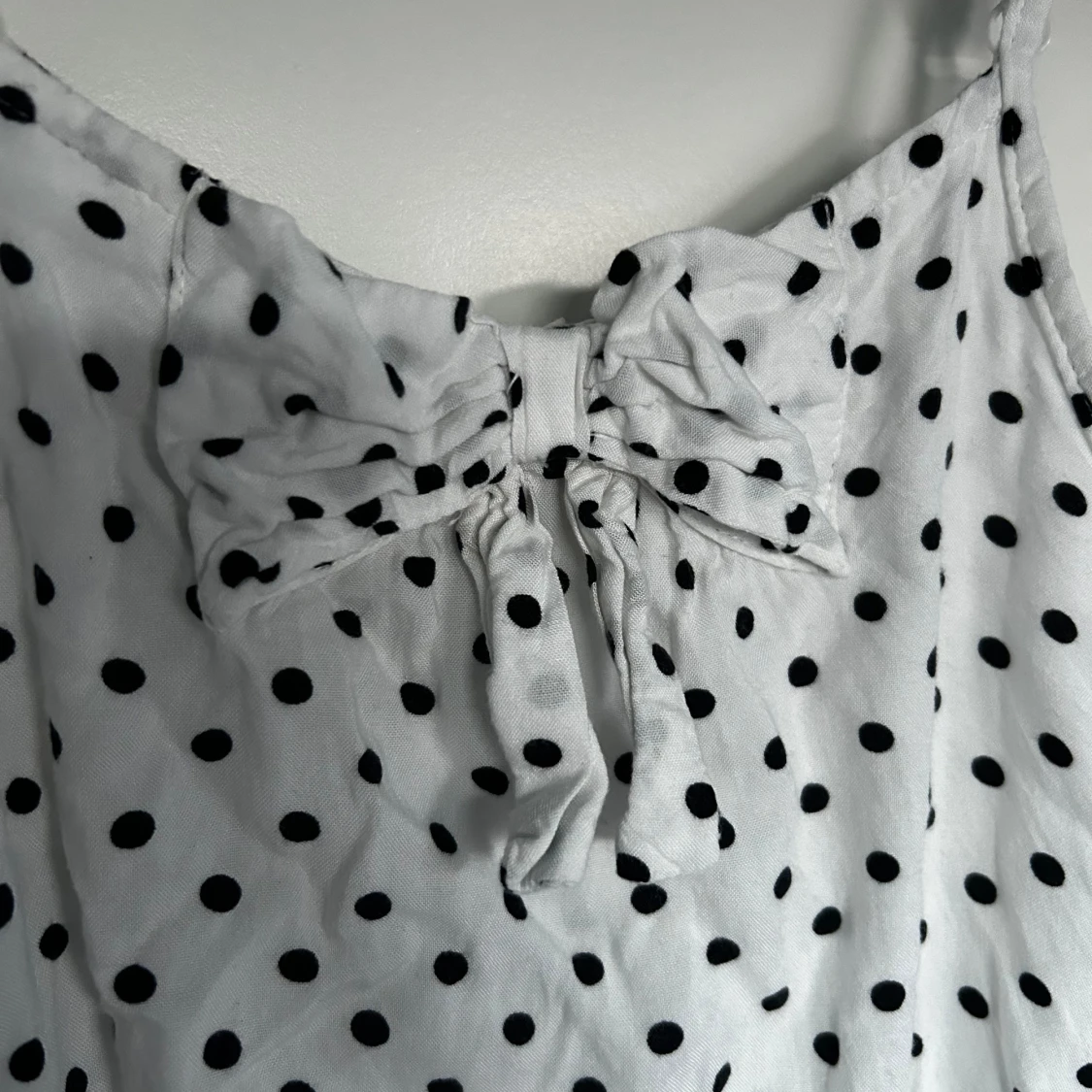 Klänning med prickar - 91