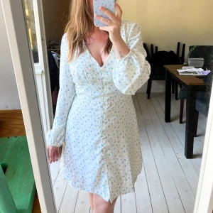 Klänning nelly  - Oanvänd klänning från Nelly! Superfin sommardröm 