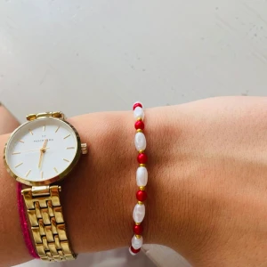 armband - ett jättefint elastiskt armband!!