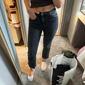 Croppade jeans - Croppade jeans från zara