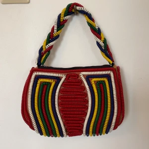 Colorful handbag  - Färgrik baguette handväska  ✨