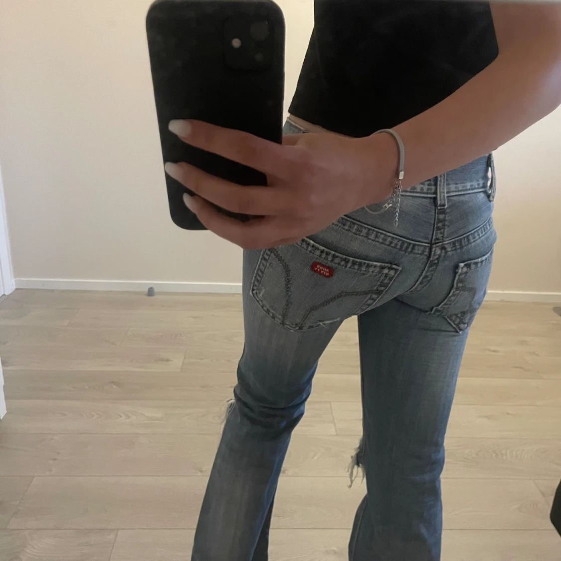 Bootcut, low waist jeans  - 90