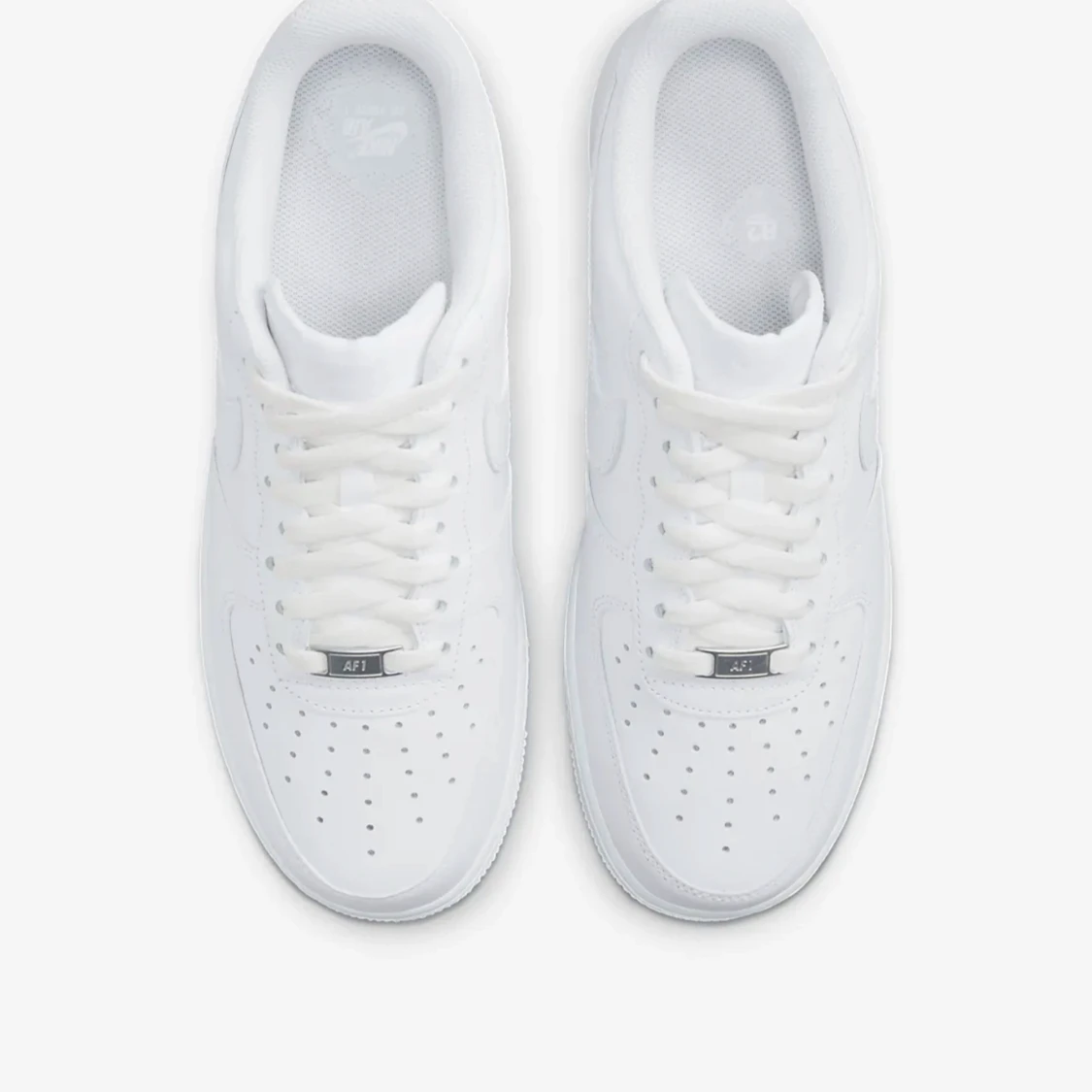 Helt nya Nike Air Force 1 skor. Tillgängliga i alla storlekar. - 90