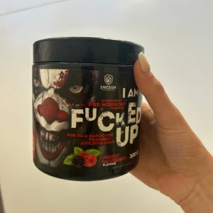 PWO - Säljer en OÖPPNAD burk PWO i smaken Forrest raspberry.  Köpte två stycken men då jag inte använder så ofta säljer jag en.  