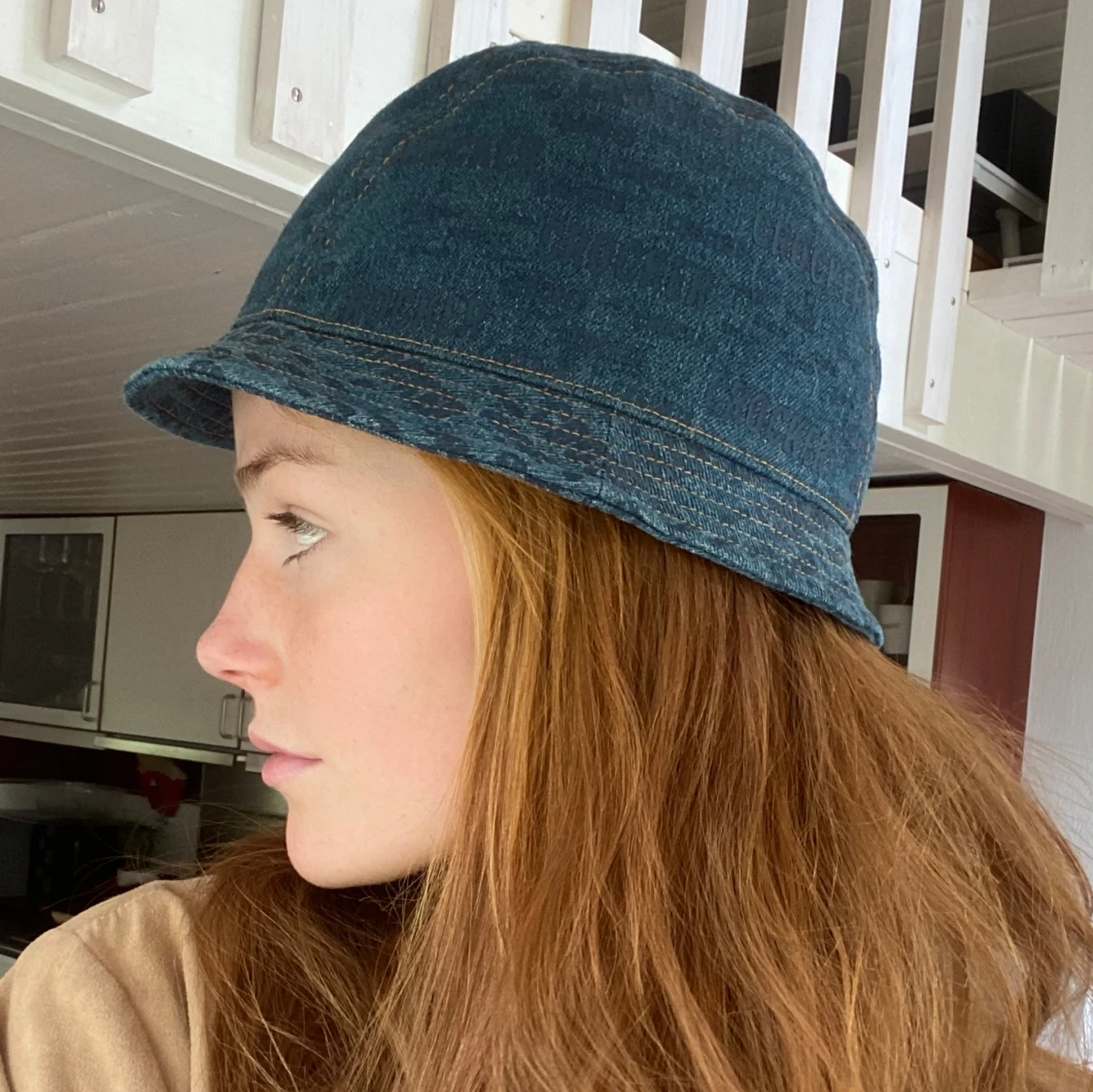 Buckethat i jeans - 91