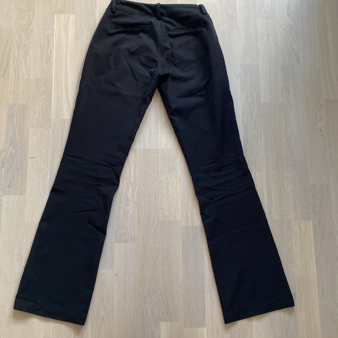 Lågmidjade kostymbyxor  - 90