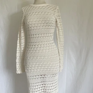 Strandklänning  - Superfin virkad strandklänning från chiquelle.  Storlek S/M! Lägg prisförslag! 