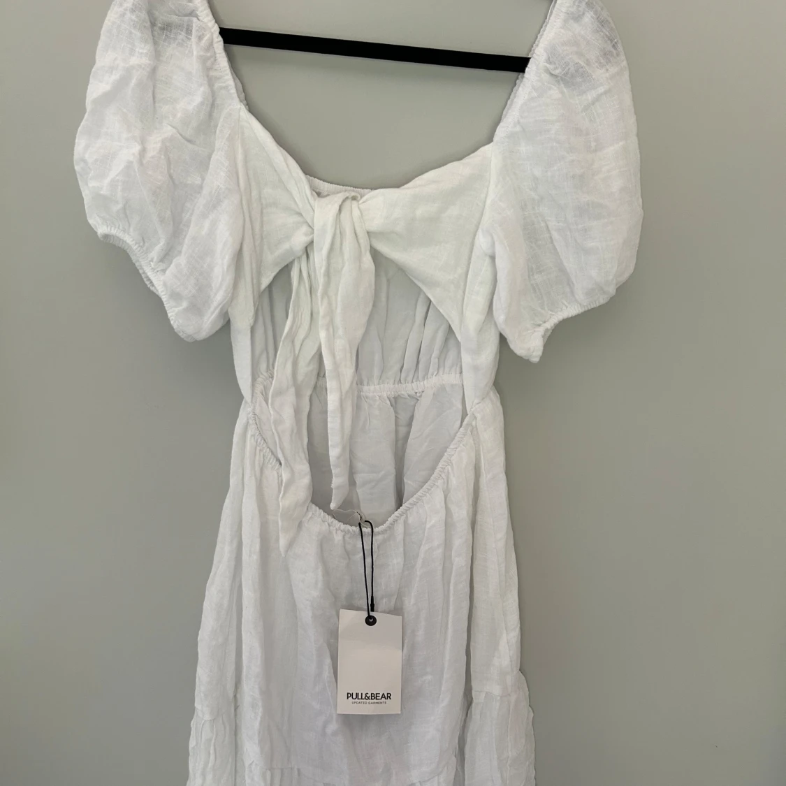 Klänning med knytning i ryggen - Oanvänd! - 91