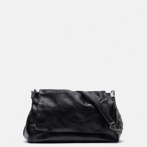 Väska - Axelväska från zara, nypris 399 och säljer den för 199