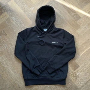 Carhartt hoodie svart storlek xs  - Knappast använd, skick 9/10, pruta gärna