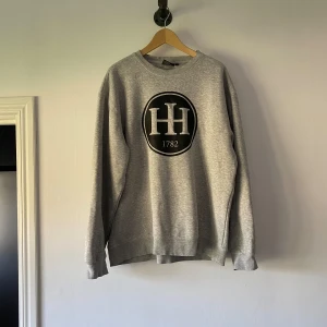 vintage crewneck - premium quality size xxl but fits l-xl