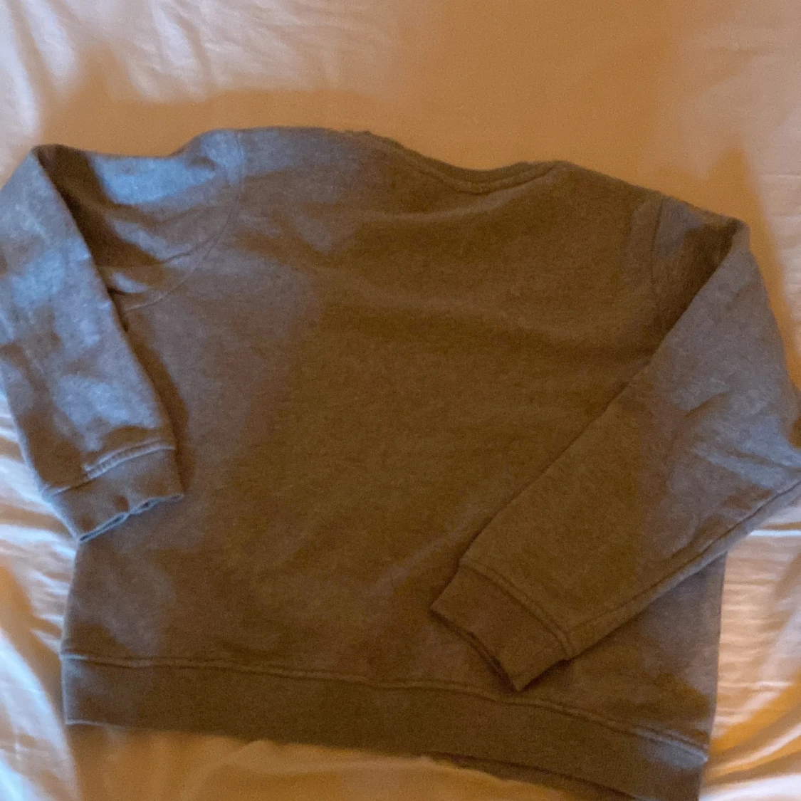 Led deux, grå tröja  - 90