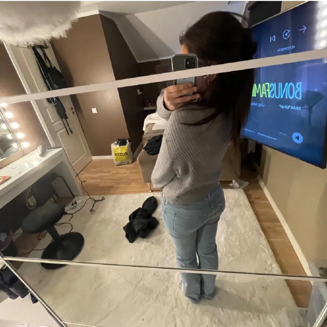 Ljus BlĂ„a jeansđ