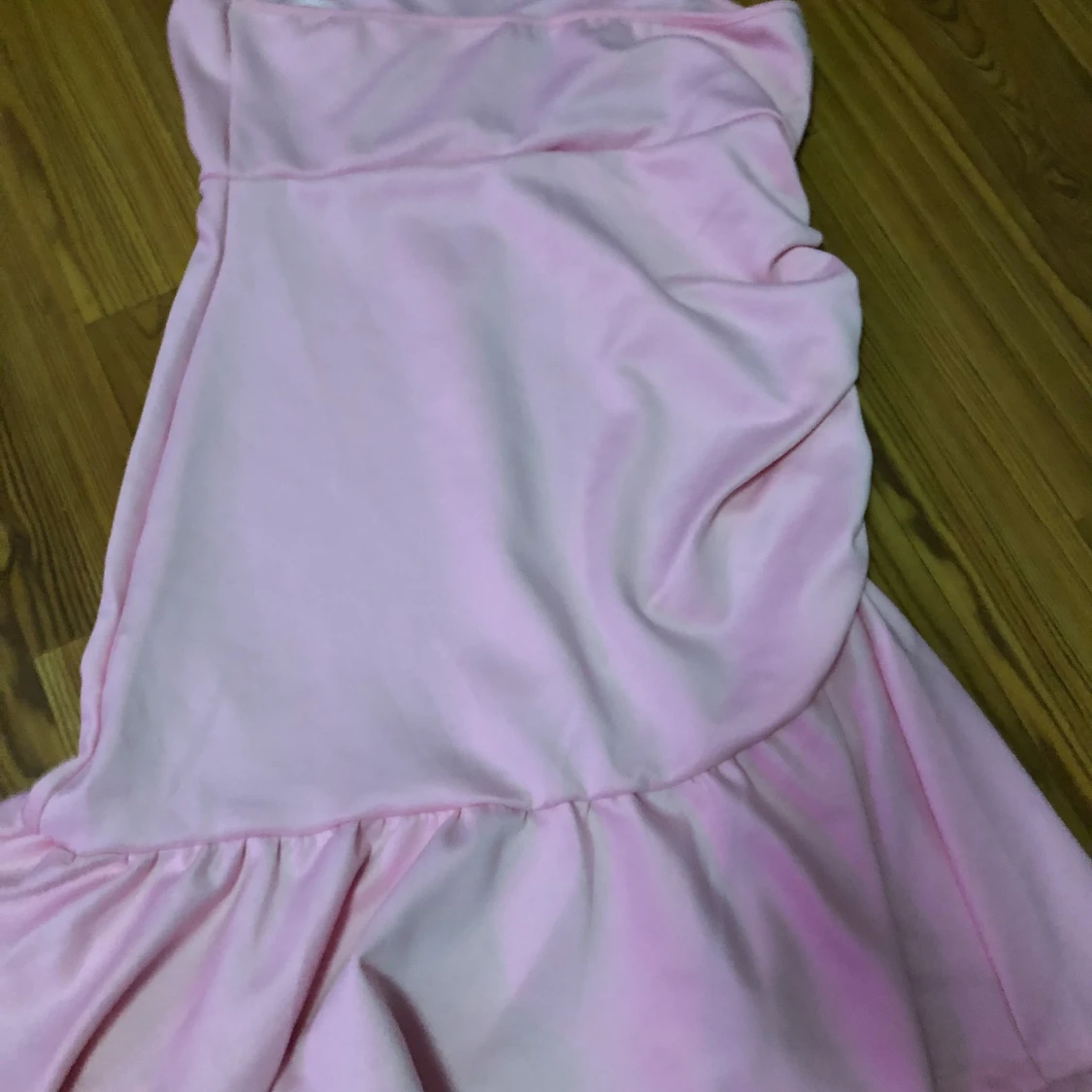 Rosa klänning mermaid stil - 91