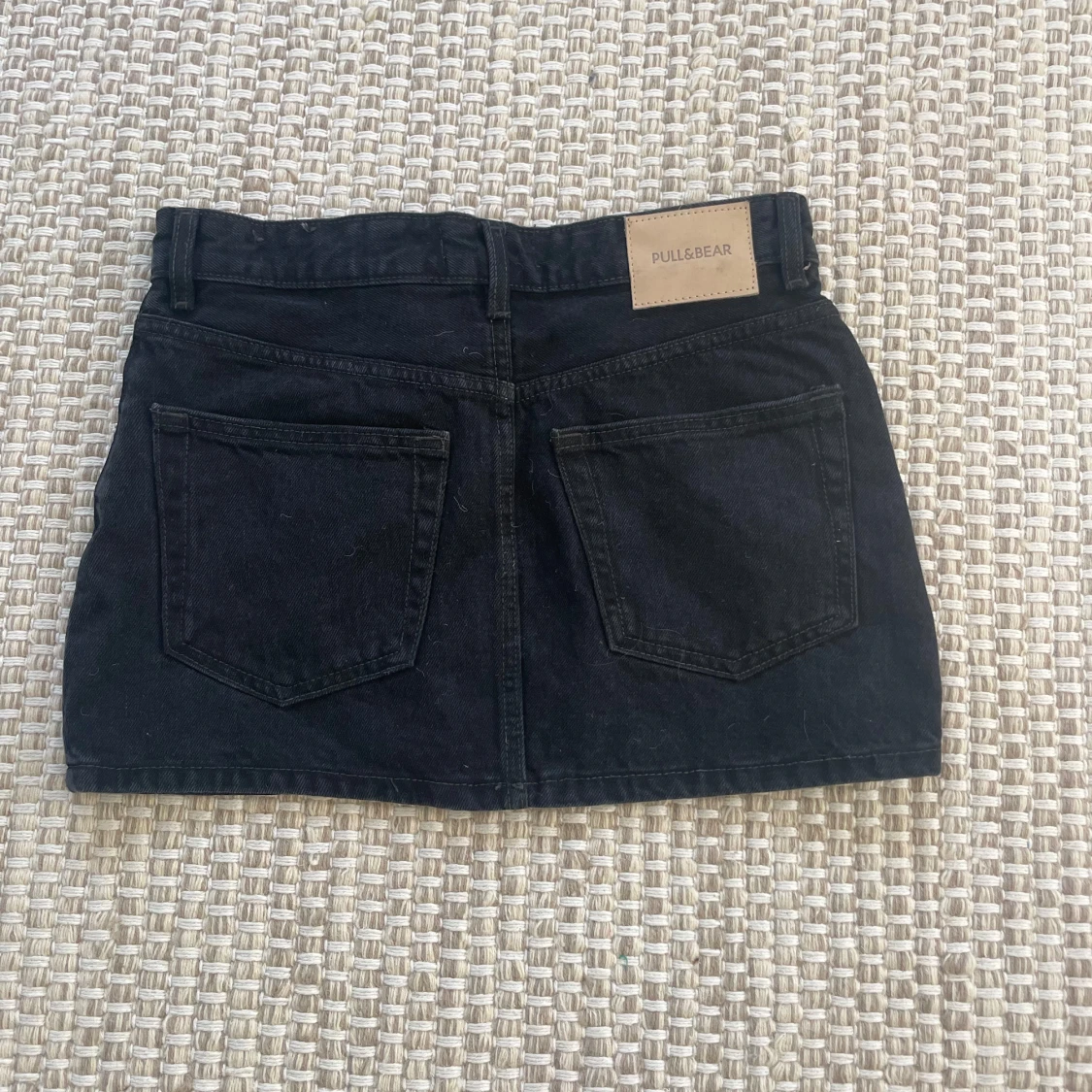 Svart lågmidjad jeanskjol - 90