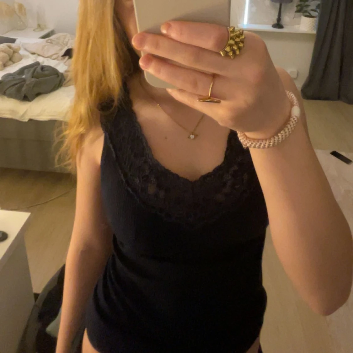 Marinblått spetslinne - 91