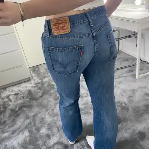 Levi’s 505 jeans, passar 38 eller liten 40, köpta på rokit vintage i London