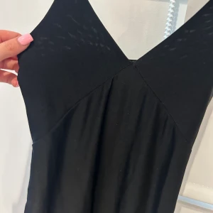 Svart tajt klänning - Jätte fin Storlek Xs