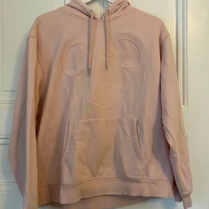 H&M Hoodie - Supersnygg och mysig Mickey Mouse Hoodie från H&M💕 Aldrig använts💗