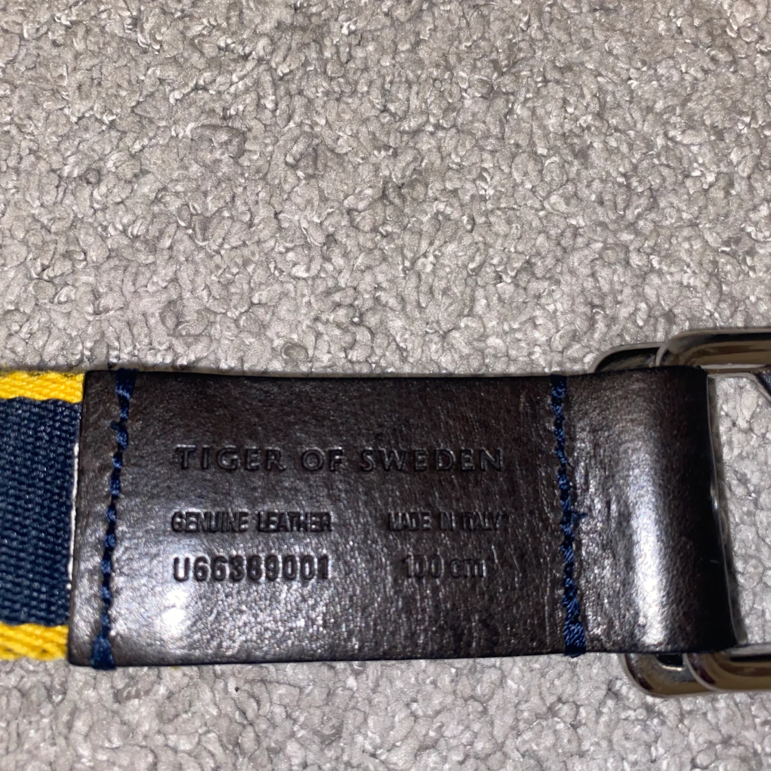 Tiger of Sweden bälte  - 91