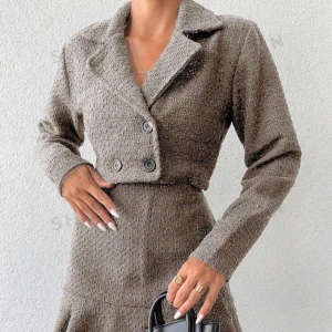 Set - Super fint set i storlek s, mer som en xs. Helt oanvänt.