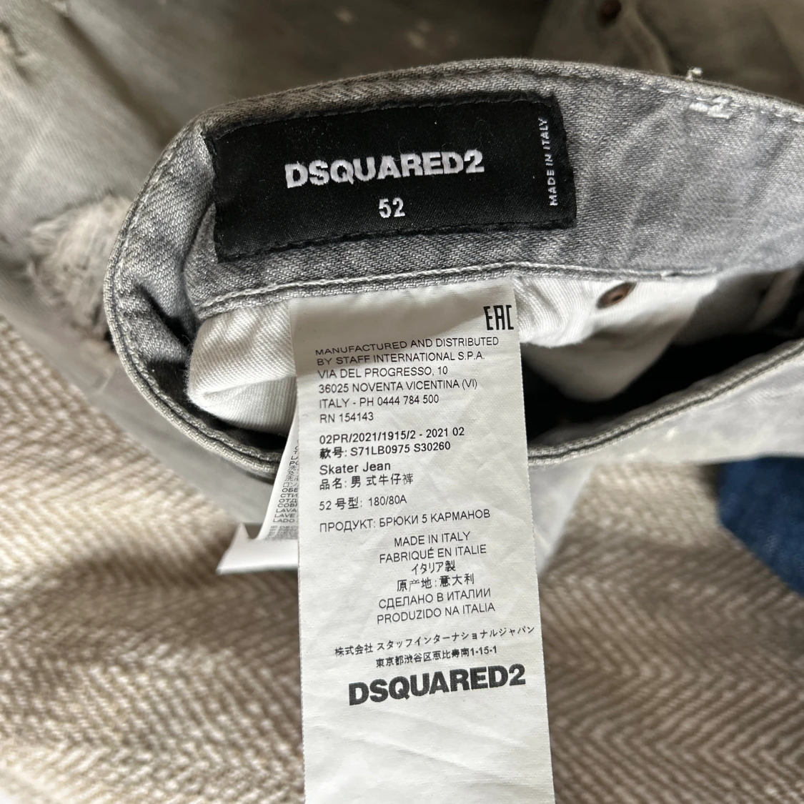 Dsquared2 jeans gråa - 91