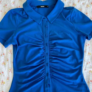 Blå pike - Superfin blå pike som är helt oanvänd. Nypris: 299kr