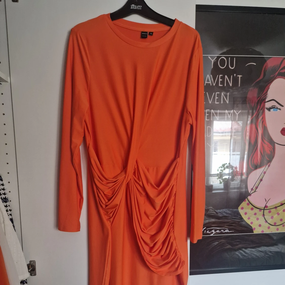 Klänning ny endast provad  - 90