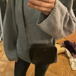 Zadig väska -  Zadig väska som inte används längre. Säljer billigt då jag aldrig använder💕