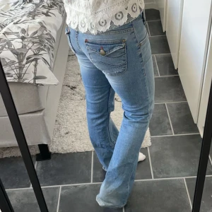 Lee low waist jeans - Köp gärna via instabox💕 skriv vid frågor, intresse osv💕