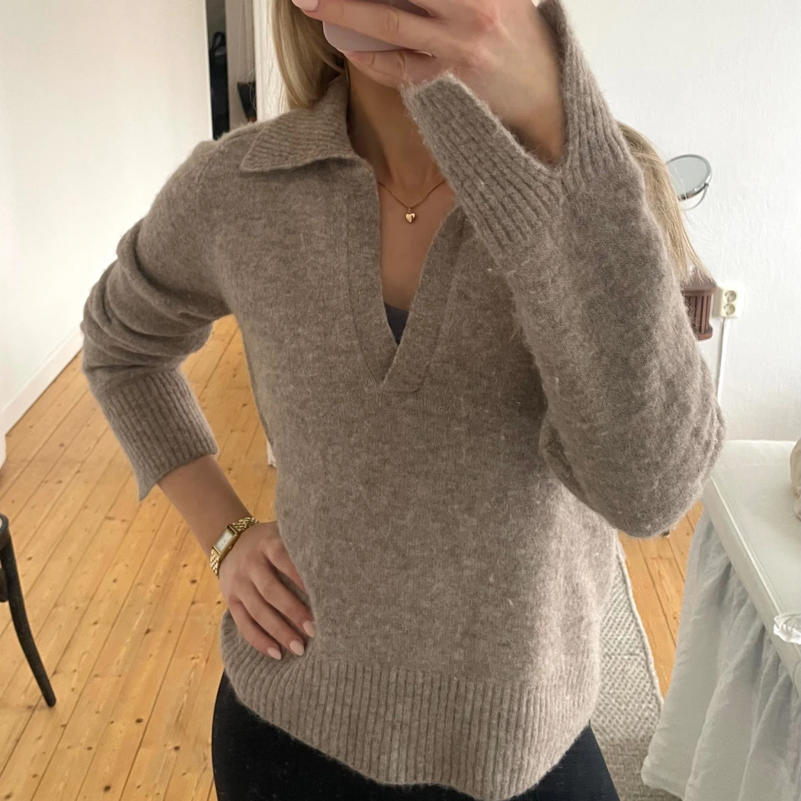 Så fin beige  stickad tröja från twist & tango, strl S