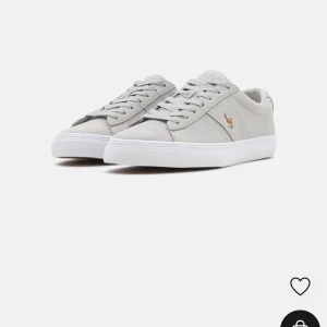 Skor - Använda Max 2 gånger. Skriv för fler bilder❤️