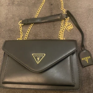 Crossbody - Helt ny