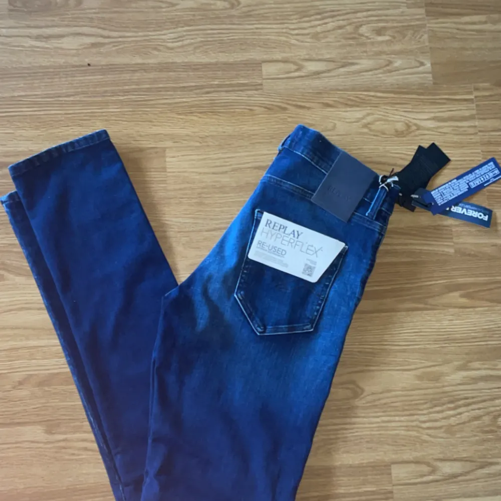 Riktigt feta Replay jeans splitter nya med tags och allt!😍 bara skriva vid funderingar!!. Jeans & Byxor.