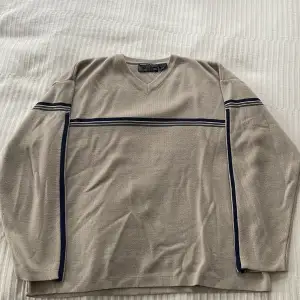 Cool vintage stickad tröja från Point Zero. Inga defekter. Skriv för mått eller vid frågor