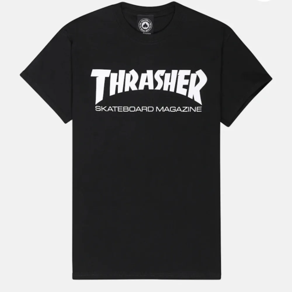 Säljer min thrasher tröja för den kommer inte till användning längre! Köpt för 500kr 💕. T-shirts.