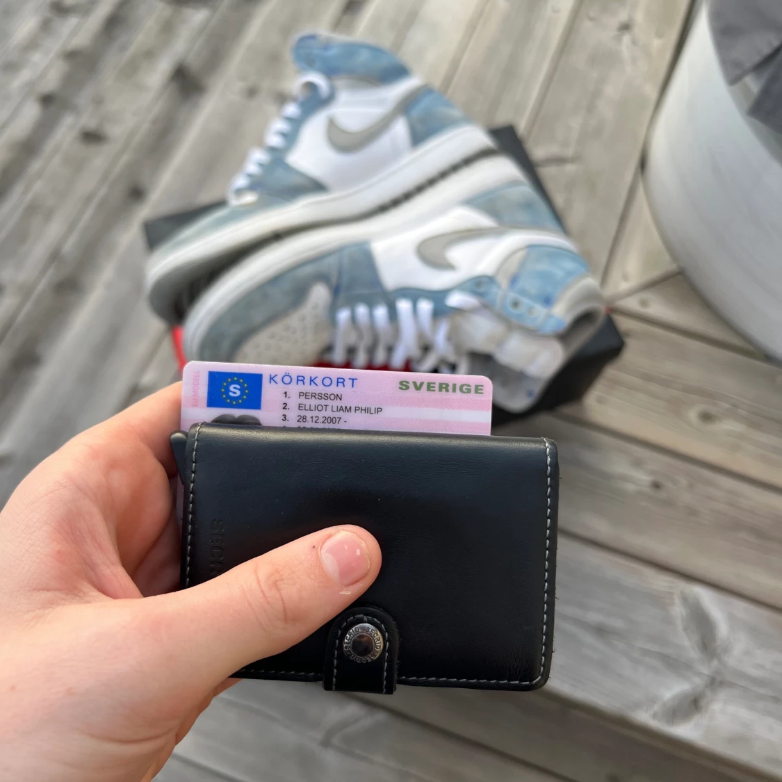 Jordan 1 hyper royal - 92