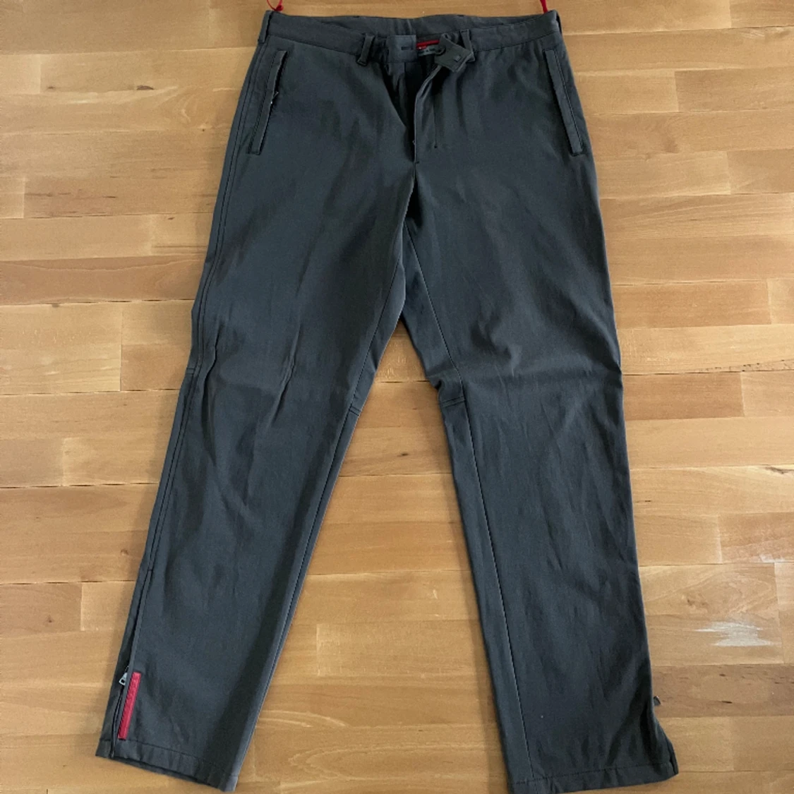 Prada chinos