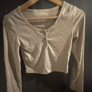 Tröja - Aldrig använd! Pris kan diskuteras 💓