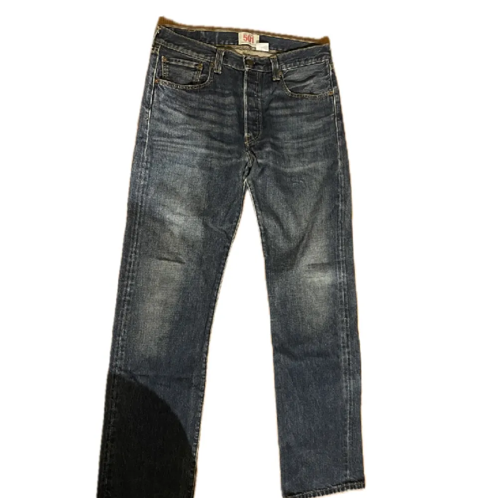 Coola levis jeans i bra skick. Jeans & Byxor.