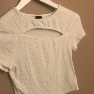 Topp  - Fin topp från Ginatricot i storlek S, oanvänd💕