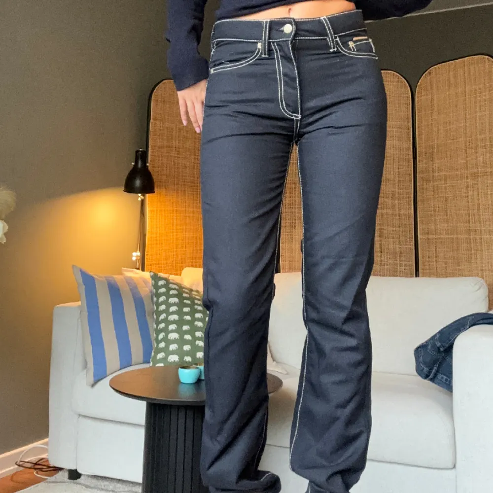Jeans från eytys i modellen cypress. Jag är 163cm och lite långa på mig. Jeans & Byxor.