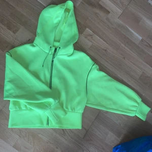 Neon  - Tjock tröja 