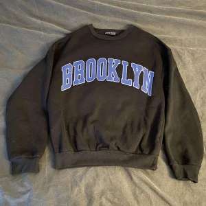 Sweet shirt  - Fint skick, använd x antal gånger 