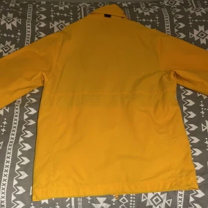 Polar skate co. Jacka - En polar jacka i storlek S. Skicket är 7/10 skulle jag säga.