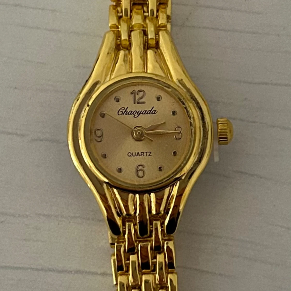 Guld klocka💛 - 90